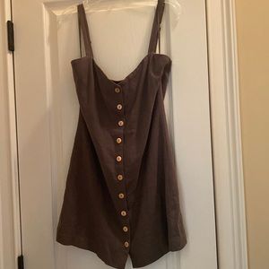 Sage Green Mini Dress Purchased from Hallelu Boutique in Wrightsville Beach